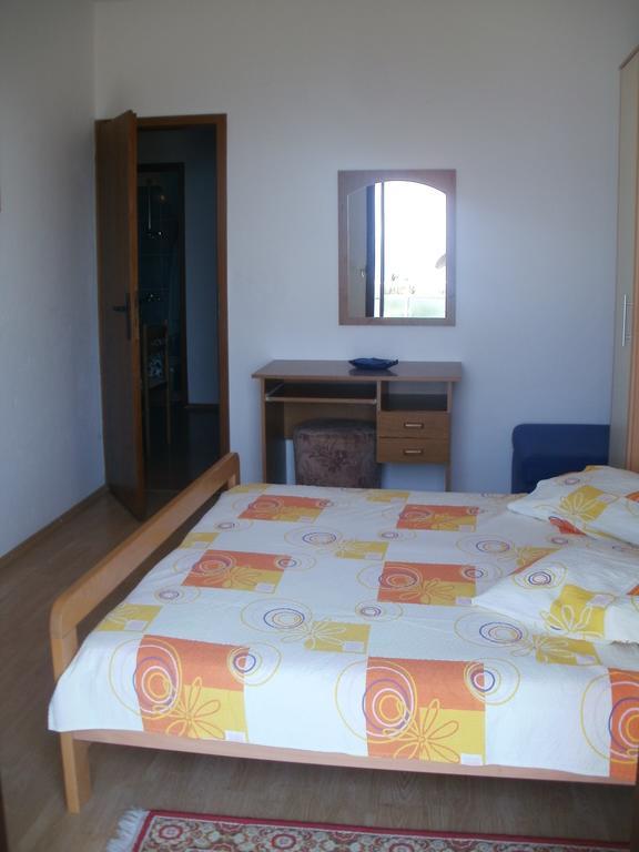 Beach Apartments Toni Podstrana Room photo